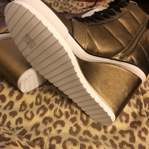 dkny noho wedge sneaker